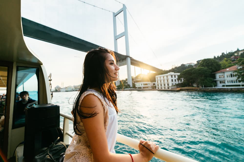 Istanbul: Bosphorus Strait Sightseeing Cruise & Audio Guide - 2