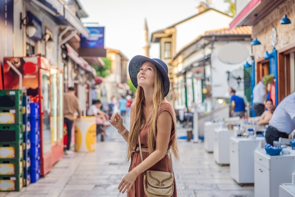Antalya: Old Town Walking Tour incl. Turkish Tea and Baklava - 1