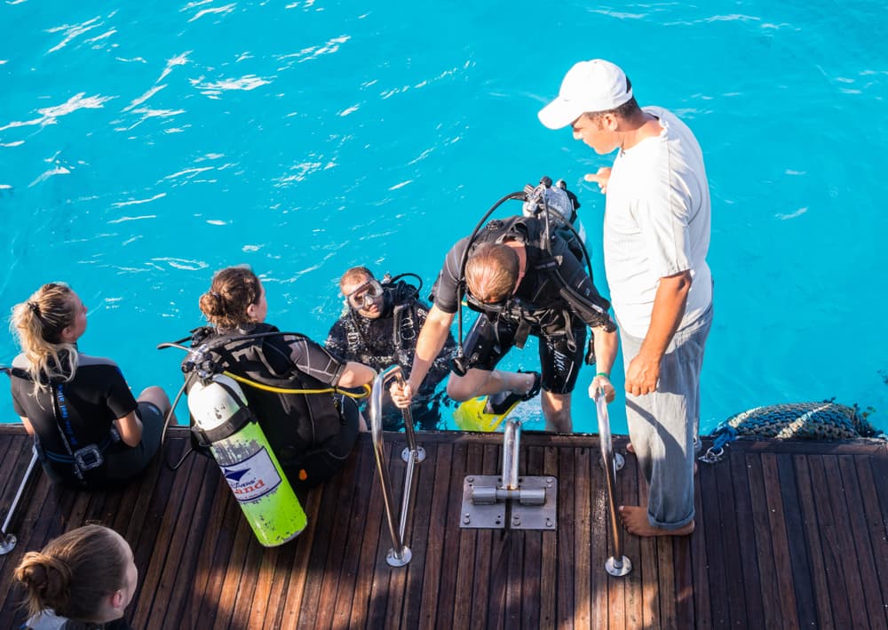 Antalya/Kemer: Scuba Diving Experience with 2 Dives & Lunch - 2