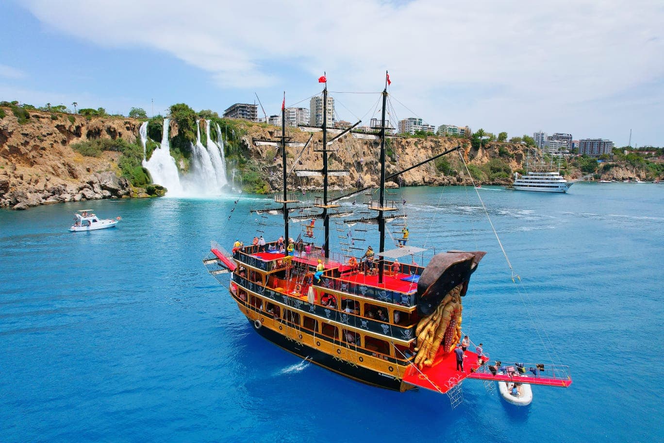 Antalya: Pirate Ship & Waterfalls Adventure incl. Lunch - 0