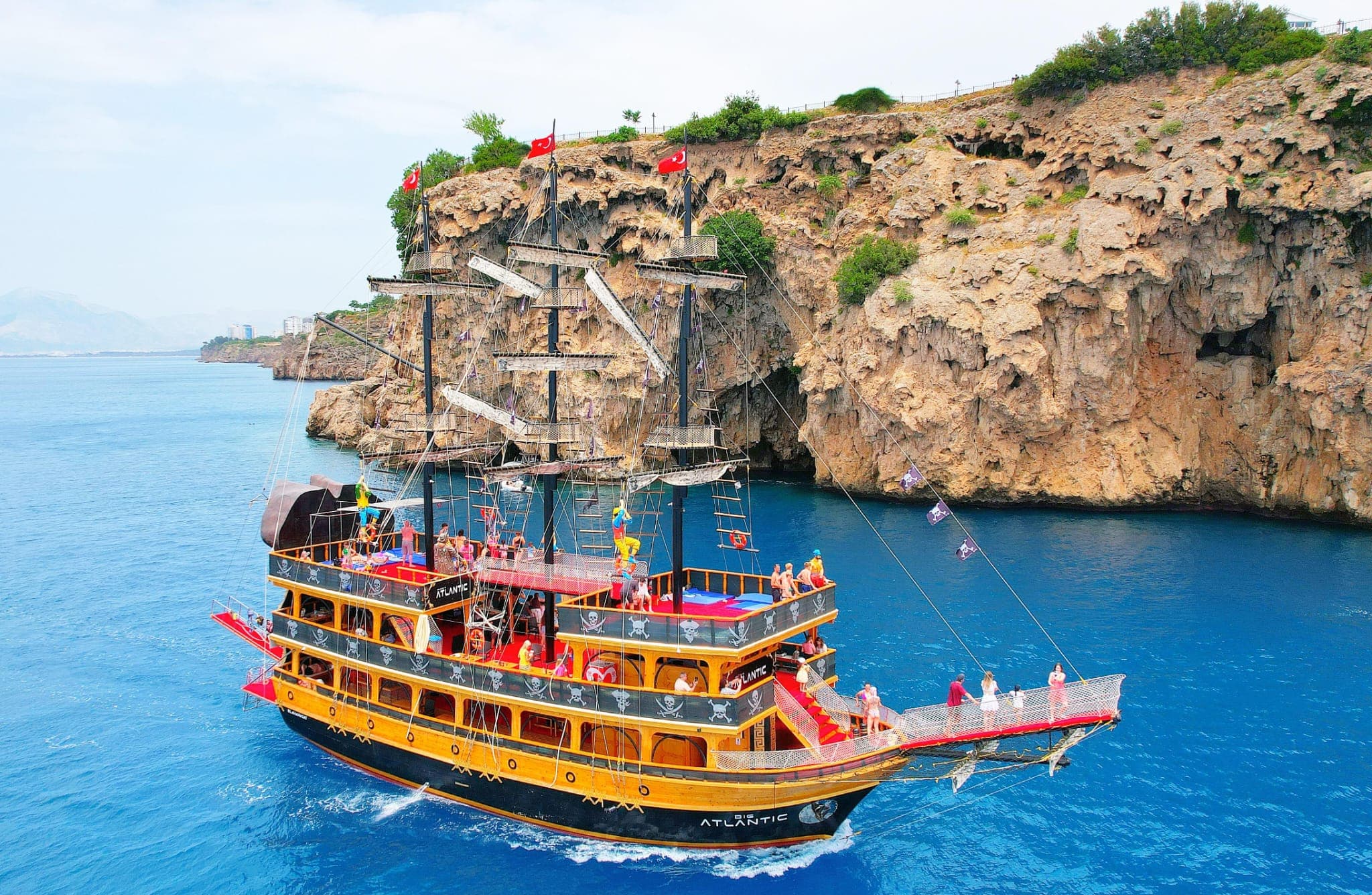 Antalya: Pirate Ship & Waterfalls Adventure incl. Lunch - 1