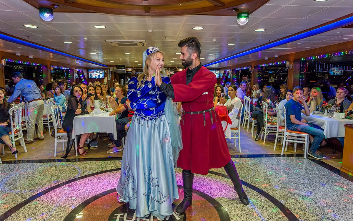 Istanbul: Bosphorus Dinner Cruise Incl. Drinks with Transfer - 3