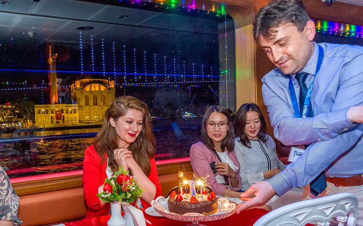 Istanbul: Bosphorus Dinner Cruise Incl. Drinks with Transfer - 5