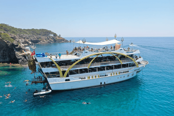 Antalya: From Antalya: Full-Day Boat Tour with Lunch and Foam Party 2