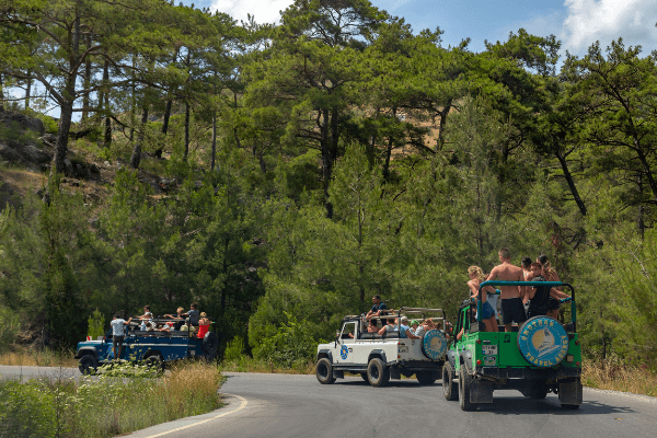 Side: Green Canyon Jeep and Boat Tour with Lunch 3