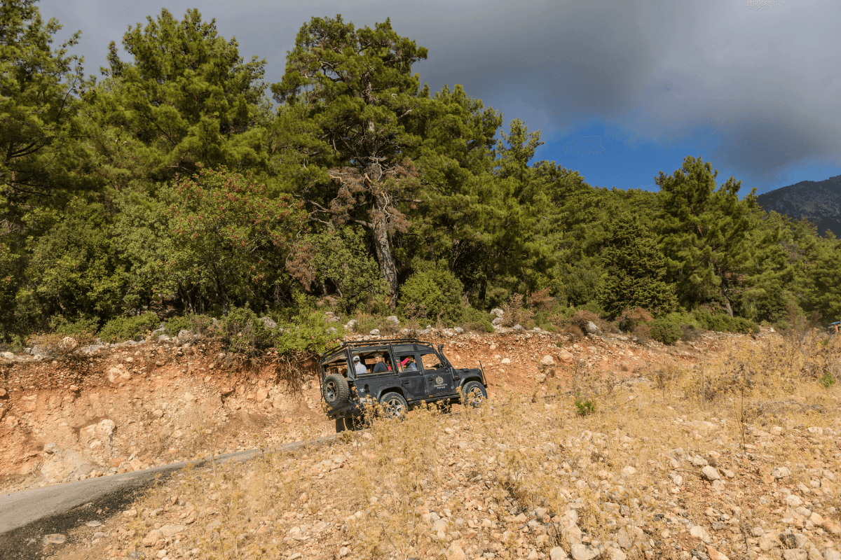 Alanya: Taurus Mountains Jeep Safari & Lunch at Dimcay River - photo 6