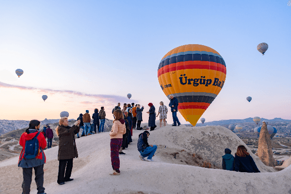 Cappadocia: Sunrise Hot Air Balloon, Göreme & Fairy Chimneys 4